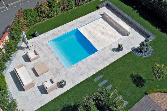 Desjoyaux Pool von oben